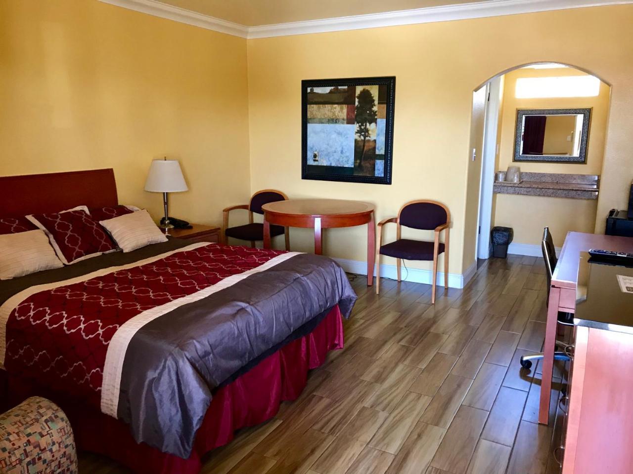Town & Country Motel Livingston Dış mekan fotoğraf