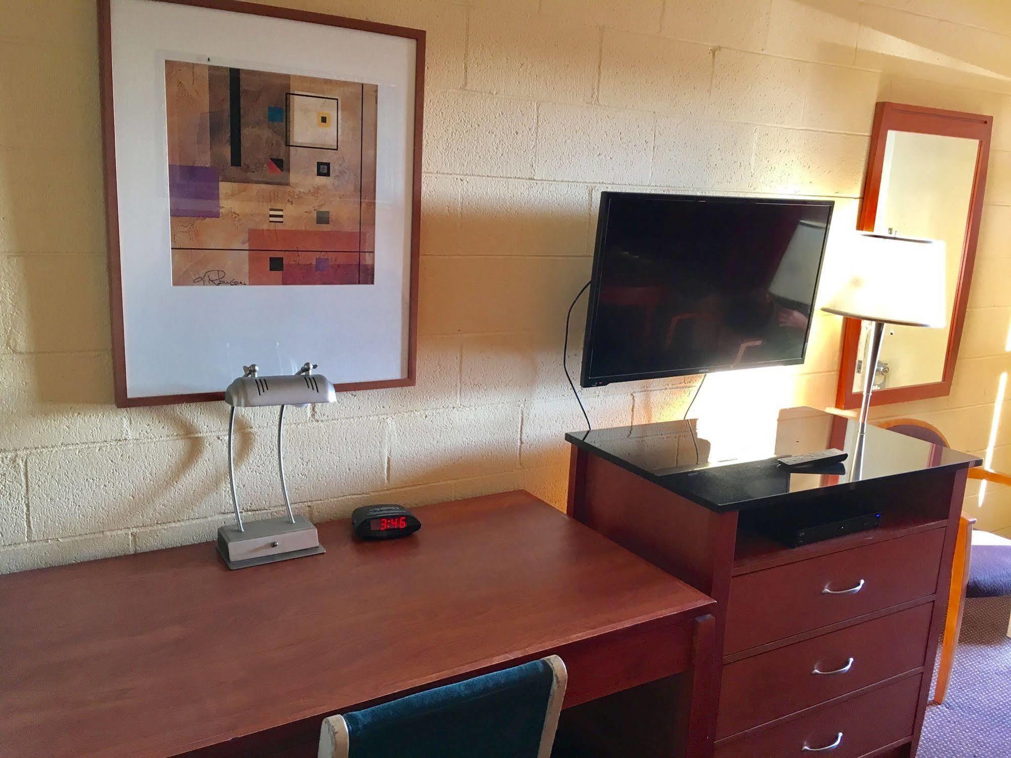 Town & Country Motel Livingston Dış mekan fotoğraf