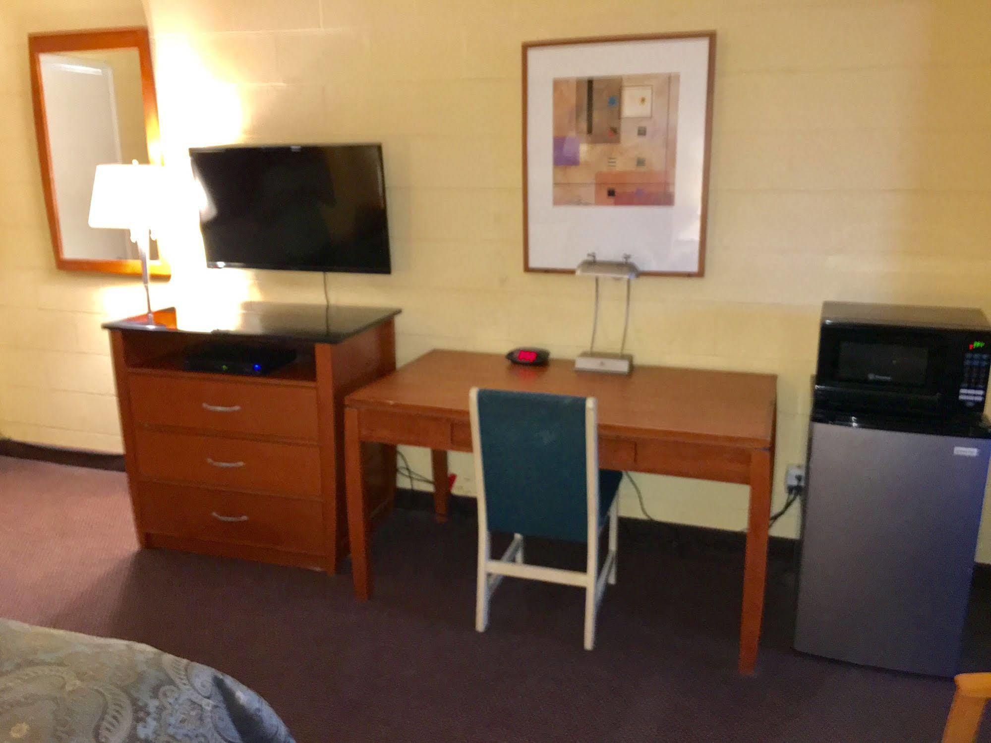 Town & Country Motel Livingston Dış mekan fotoğraf